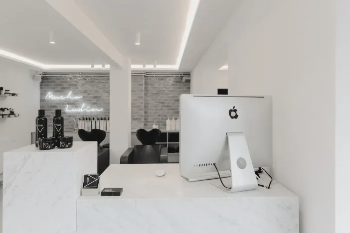 Mucho Ludin Salon Innenansicht 4